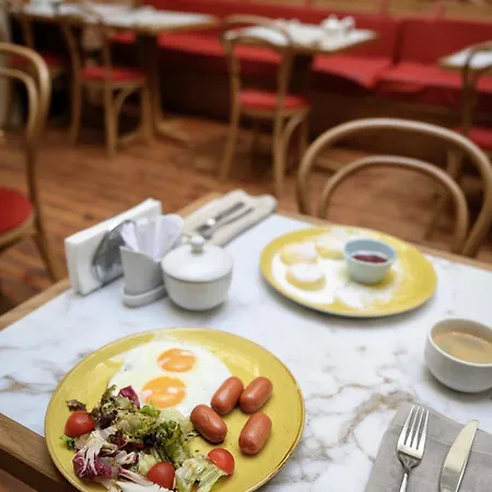 Hotel Rudolfo Leópolis