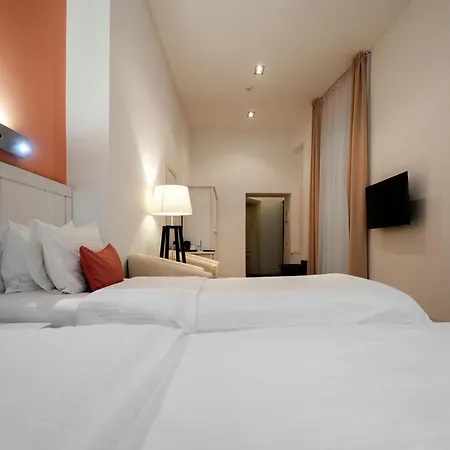 Hotel Rudolfo Leópolis