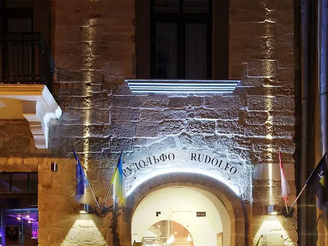 Rudolfo מלון לבוב