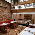Rudolfo Hotel