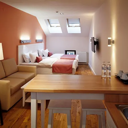 Rudolfo Hotell 4*